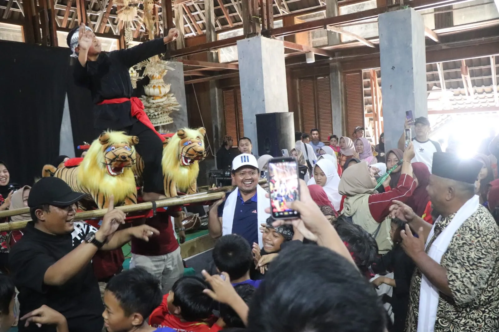 Kembali Pemkab Sumedang Inisiasi Pagelaran EBK di Geotheater Rancakalong 