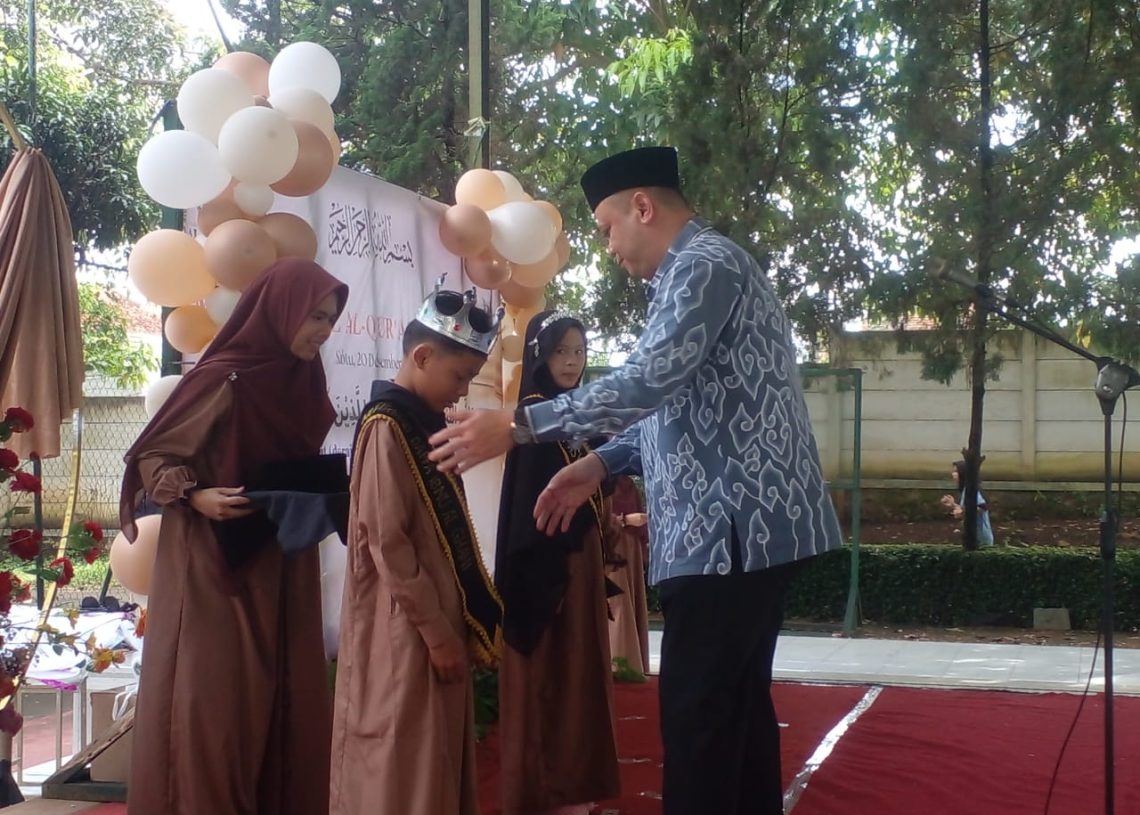 Wisuda Akbar ke-6 Ma’had Tahfidz Al Fath Garut, 60 Santri Dilepas sebagai Generasi Qur’ani