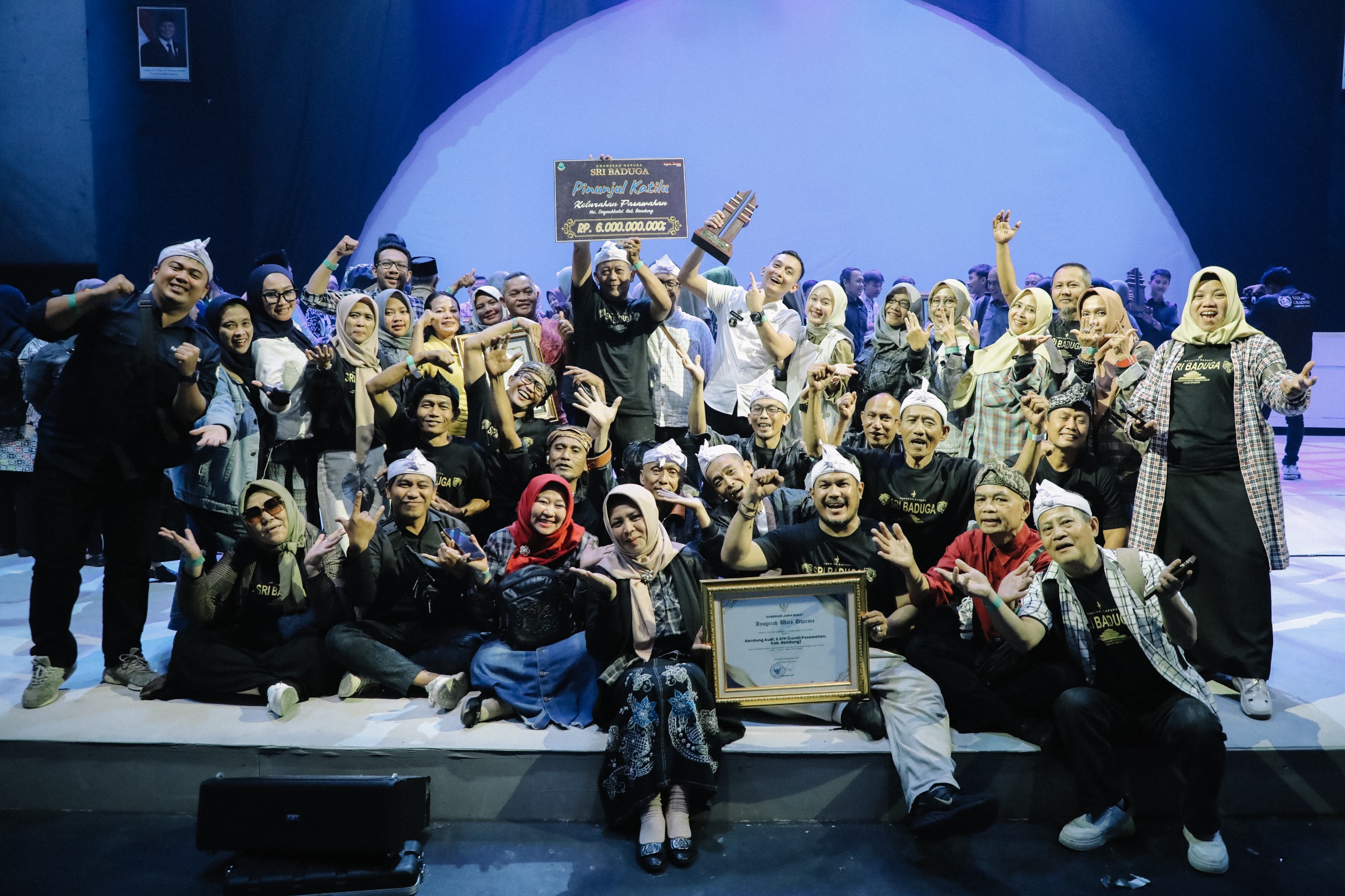 Desa Cibiru Wetan dan Kelurahan Pasawahan Terbaik Kedua dan Ketiga Tingkat Jawa Barat