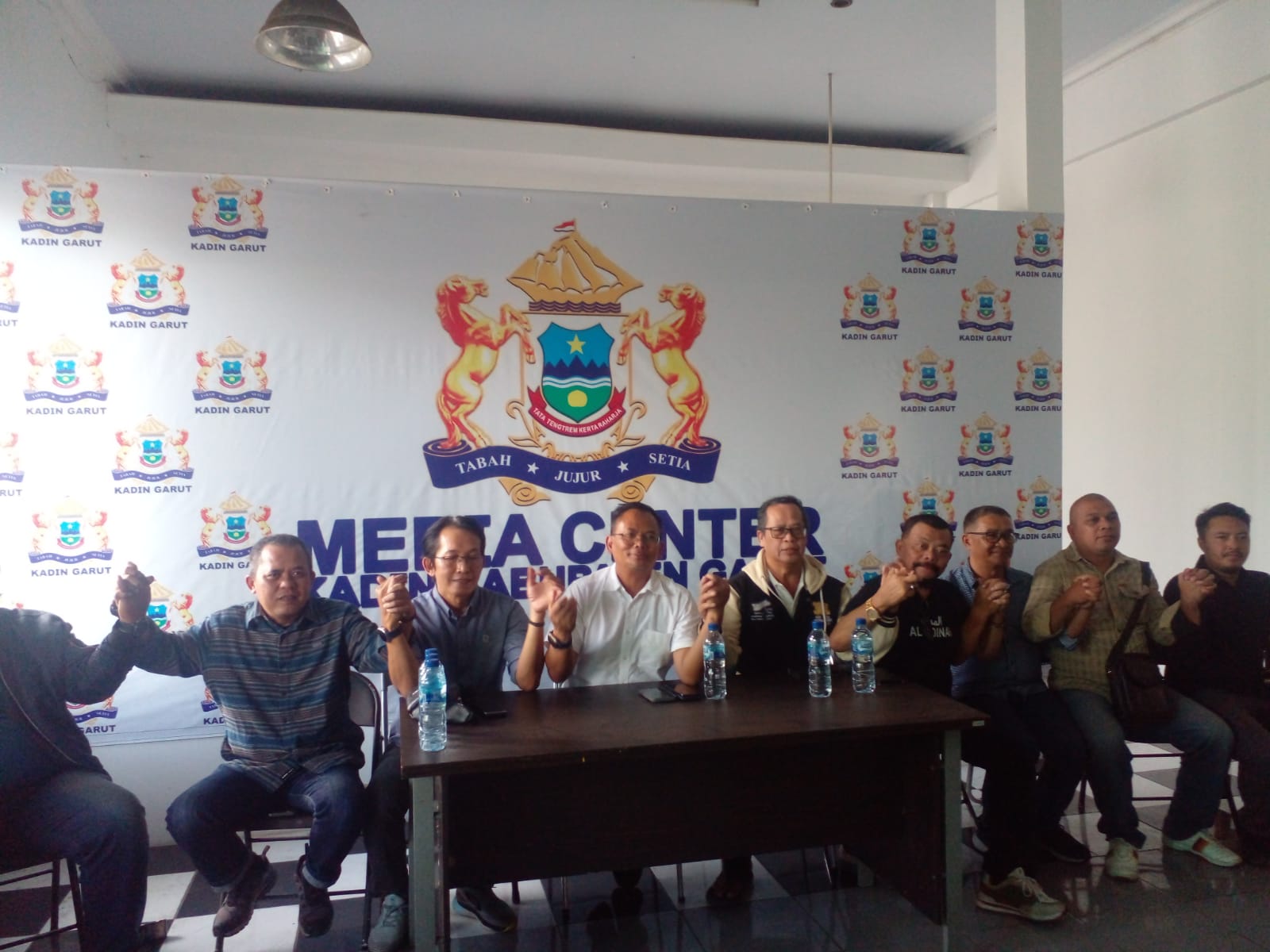 Ketua Kadin Garut Ir. Rajab : Tak Mungkin Ada Dua Kadin di Garut