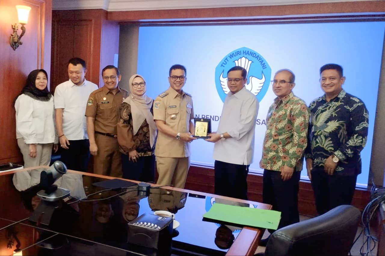 Minta Ketegasan Pusat, Pemkab Bandung Ajukan Penggunaan Dana BOS untuk Gaji Guru PPPK Paruh Waktu