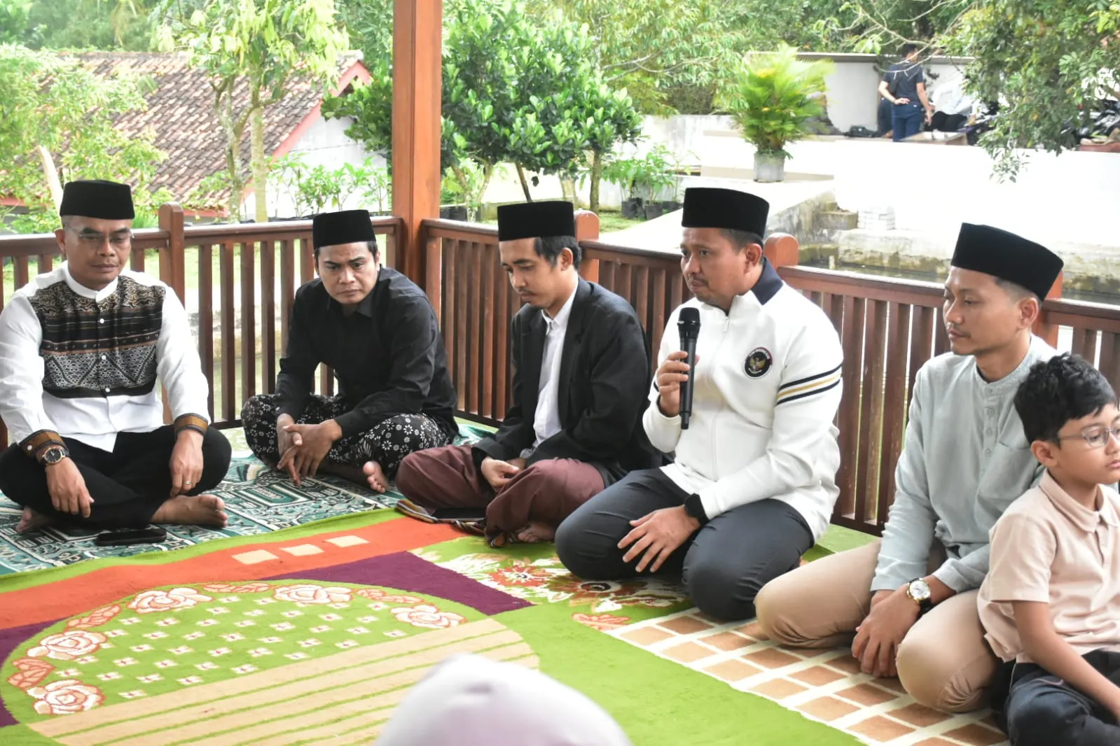 Pengajian Ramadan Ponpes Al-Buruj Momentum Bulatkan Tekad Tolabul Ilmi