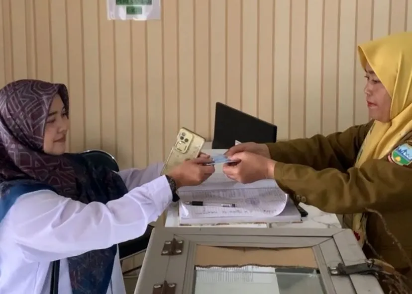 Warga Garut Bisa Cetak e-KTP Langsung di Kantor Kecamatan