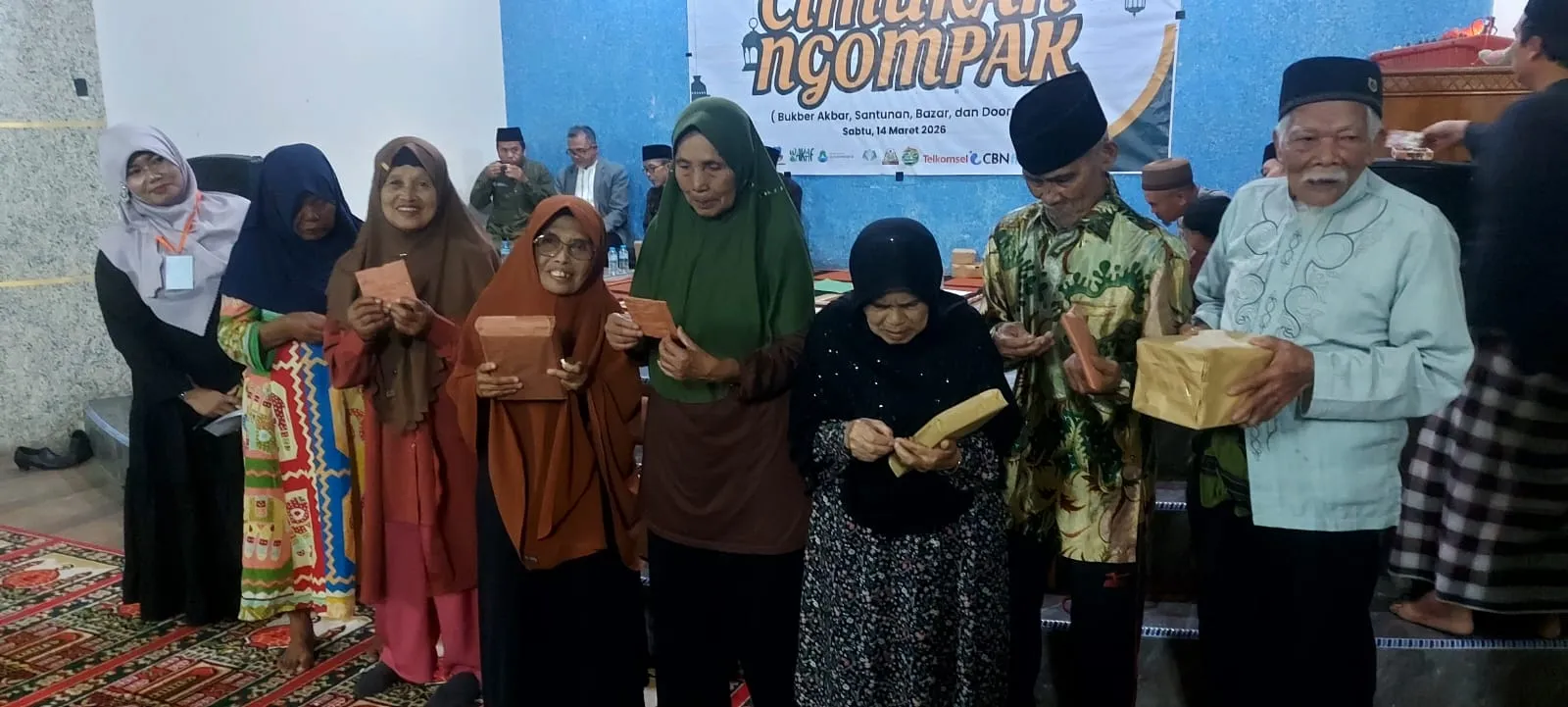 Bukber “Cimurah Ngompak”, MUI Desa Cimurah Santuni Anak Yatim dan Pererat Kebersamaan Warga