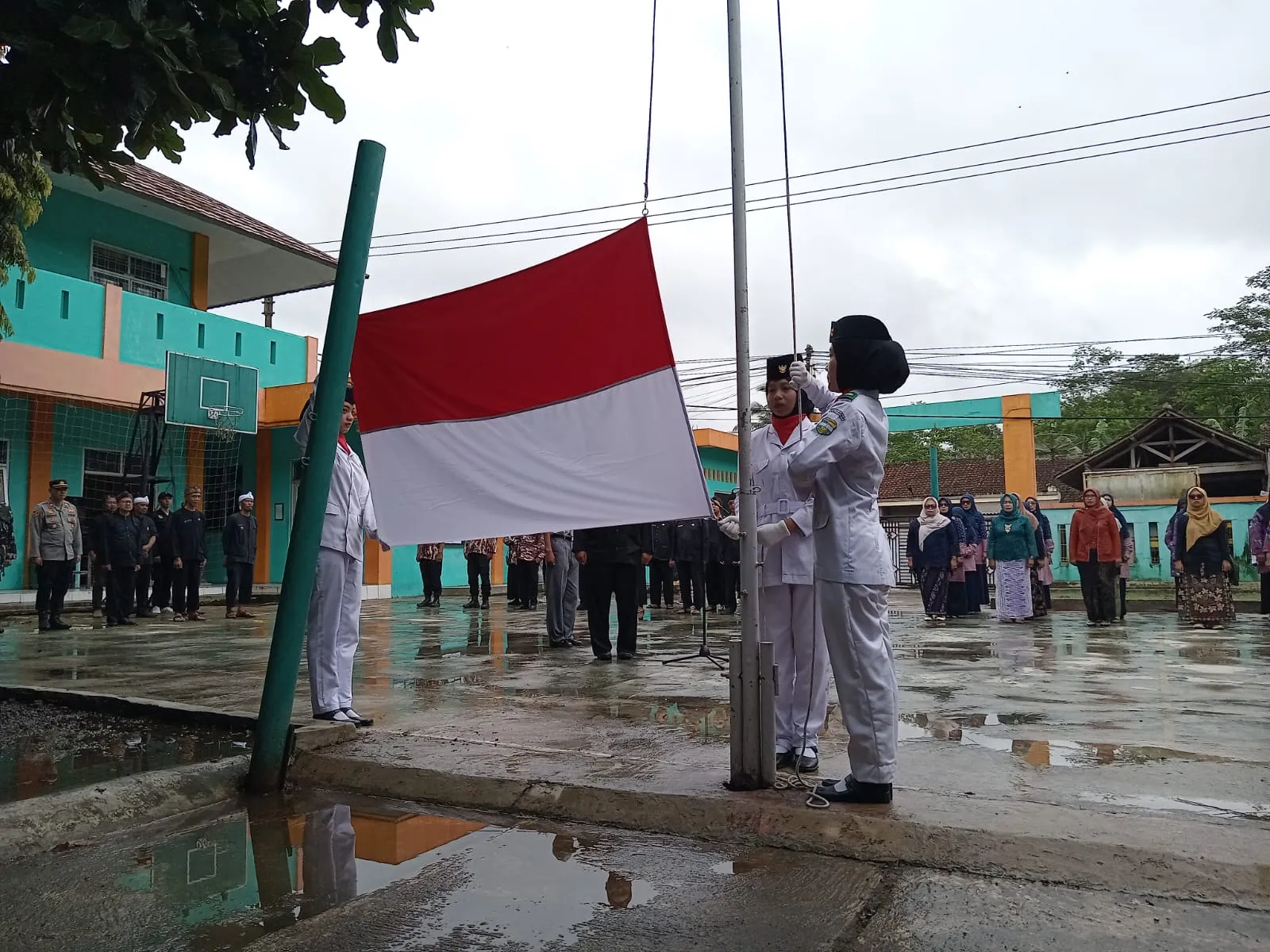 Peringatan Hardiknas di SMK PCB Rajapolah, Camat: Tingkatkan Kualitas Pendidikan