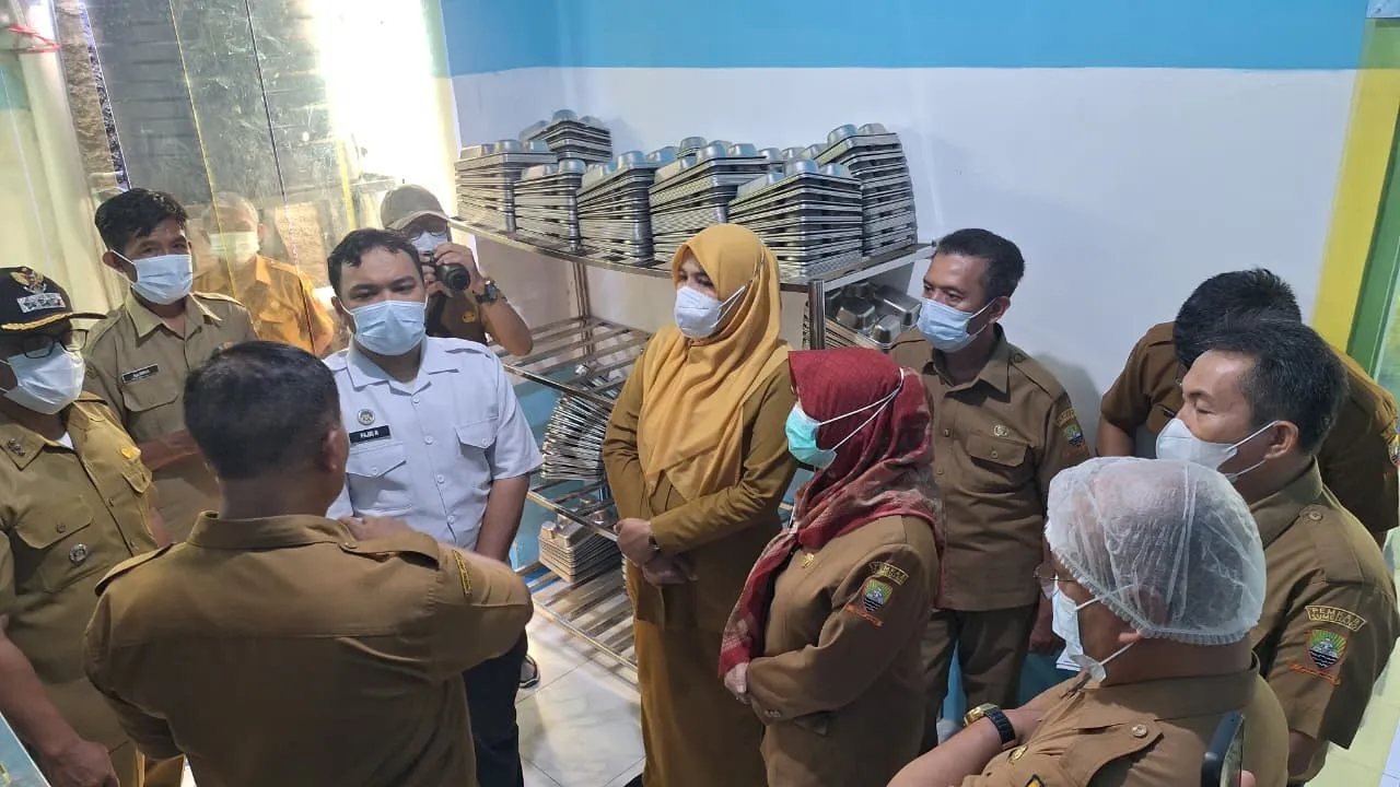 Sekda Tuti Jelaskan Alasan Lakukan Sidak Dua SPPG di Ujungjaya