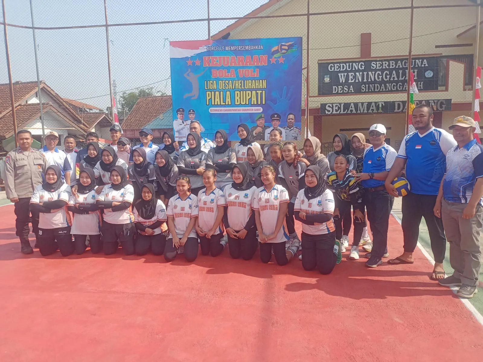 Kadispora Garut Buka Turnamen Bola Voli Liga Desa/Kelurahan Tingkat Karangpawitan