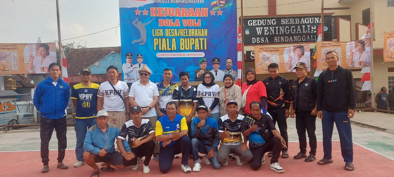Camat Karangpawitan Bersama Para Kepala Desa Nobar Liga Desa Bola Voli Piala Bupati Garut 2026