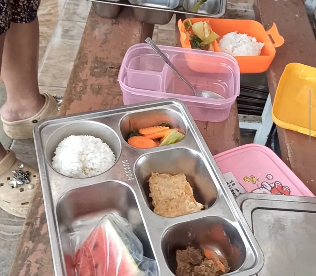 Ironi Program Makan Bergizi Gratis, Saat Jatah Balita Berakhir di Piring Orang Tua