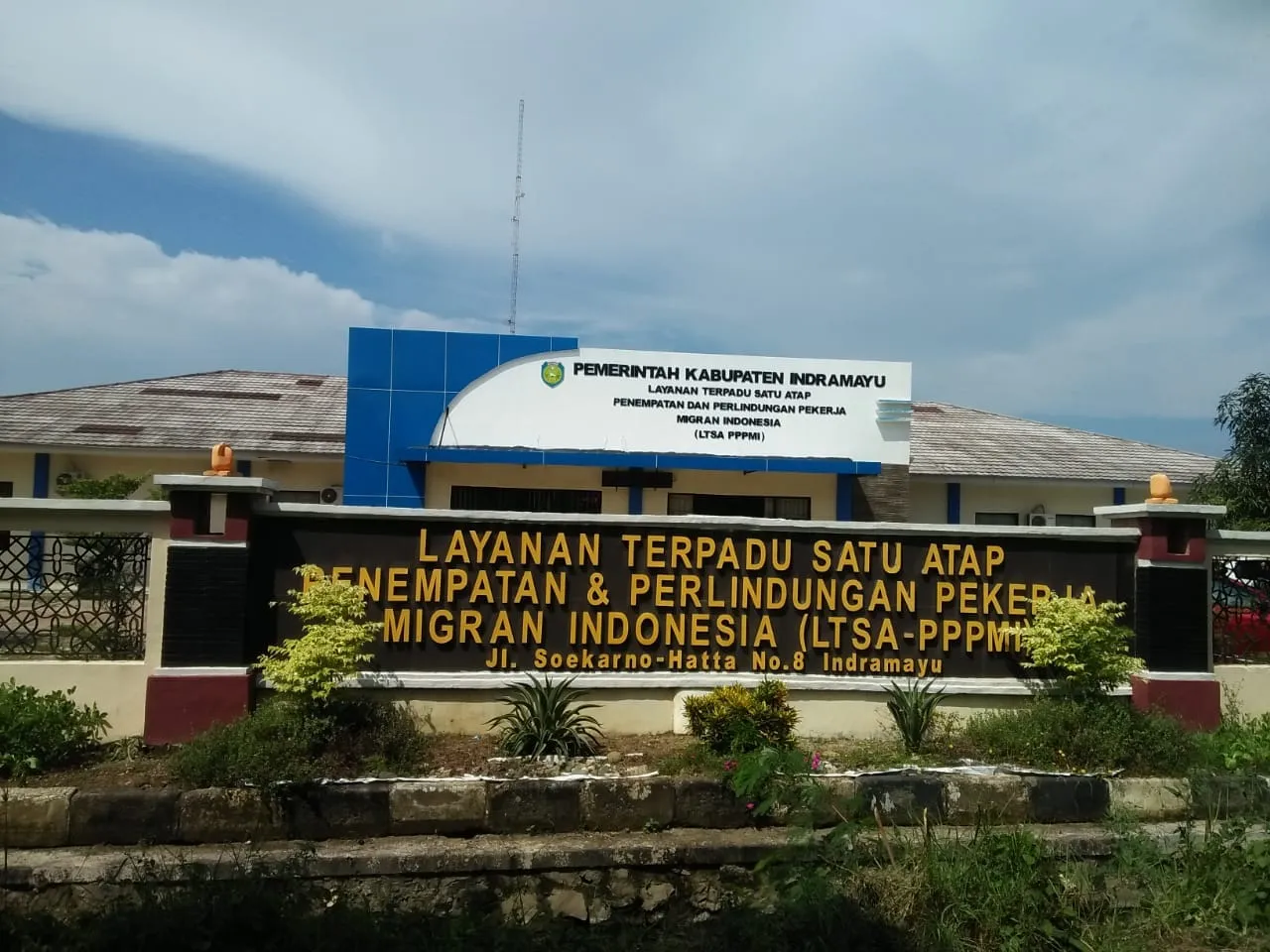 Dua Kali Sepekan, 50-60 Calon PMI Indramayu Urus Paspor