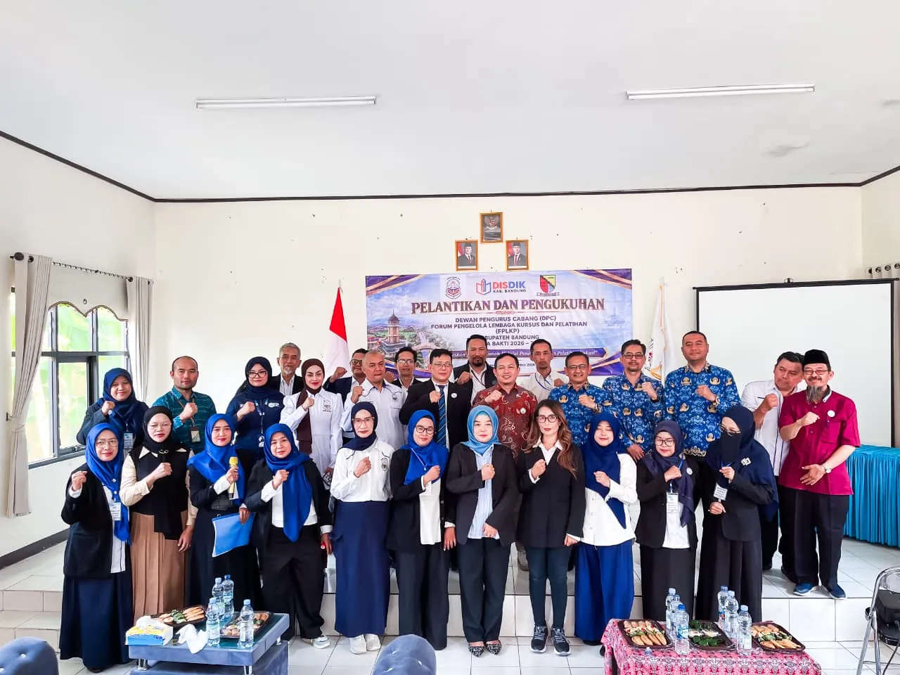 Pelantikan Pengurus DPC Forum PLKP Kabupaten Bandung, Sinergi Lintas Sektor Demi Peningkatan IPM