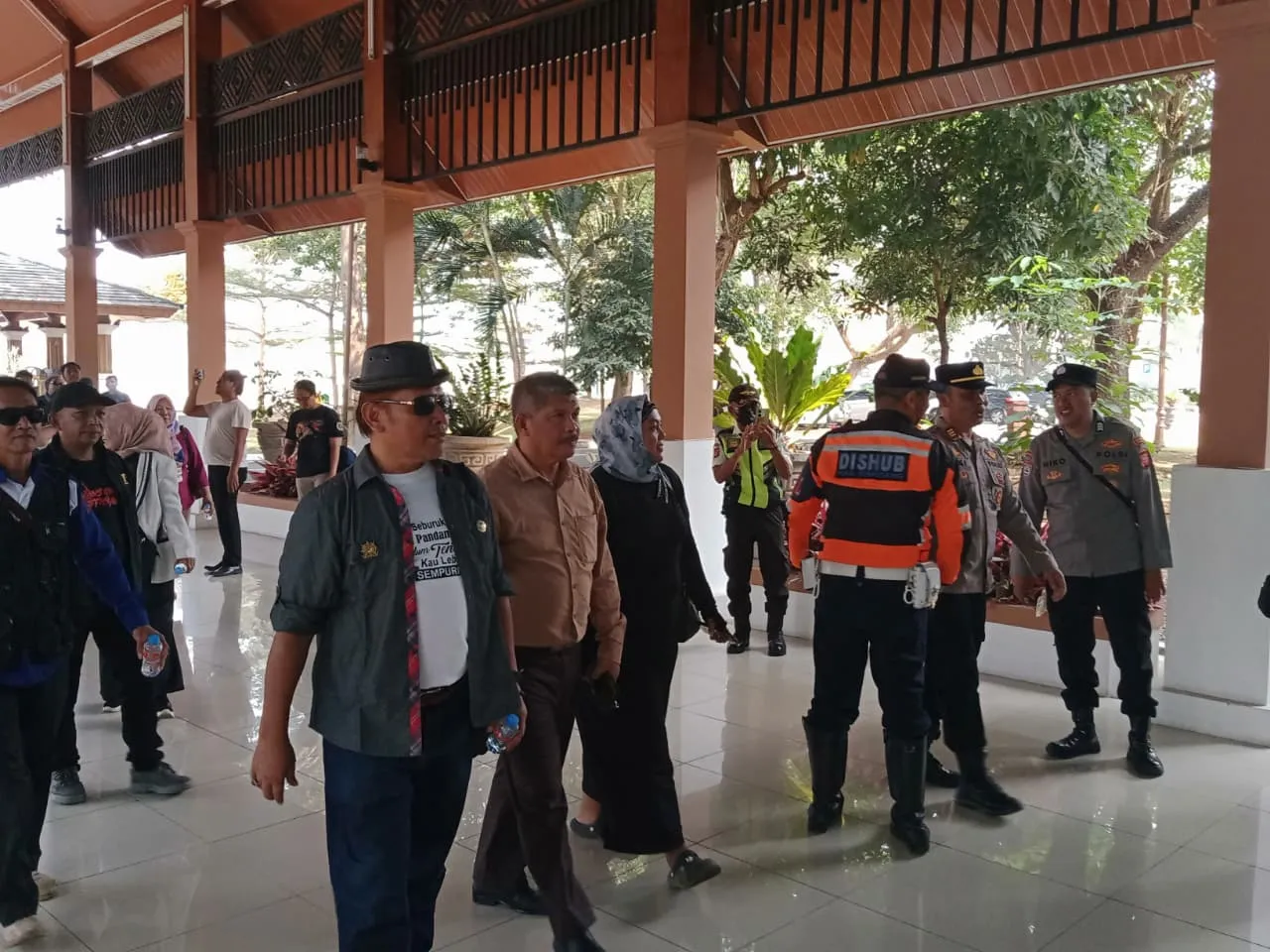 Kecewa Bupati Tak Kunjung Hadir dalam Audiensi, Koalisi 99 Peduli Sumedang Bubarkan Diri