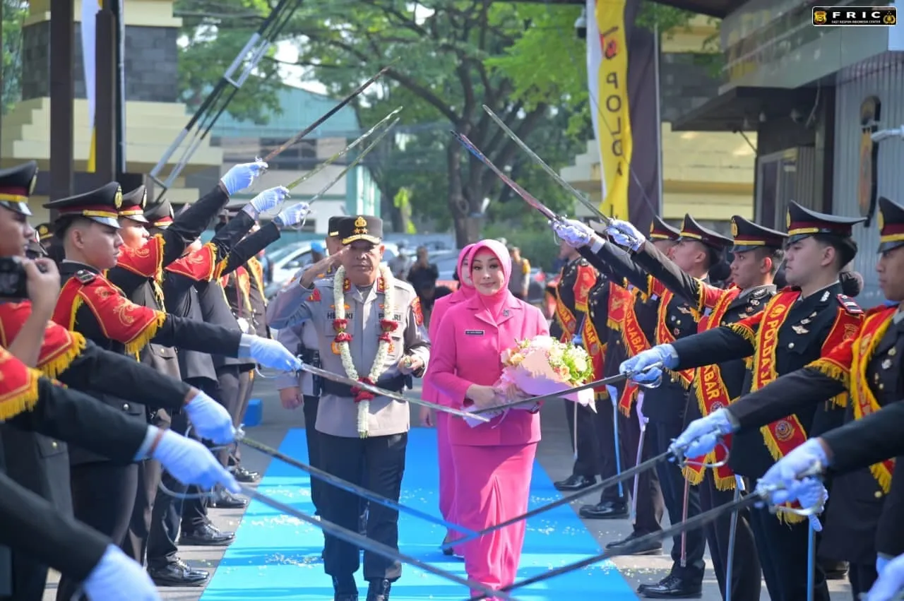 Irjen Pol. Hengki Resmi Jabat Kapolda Jawa Barat, Siap Lanjutkan Program Pendahulu