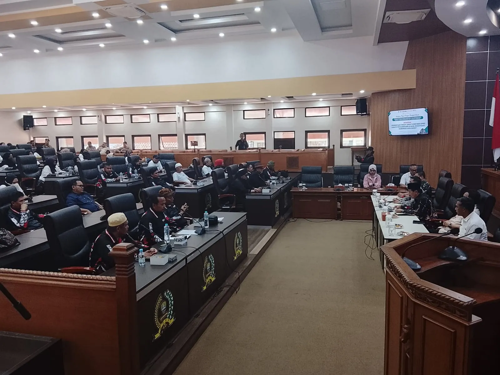 Koalisi 99 Geruduk DPRD Sumedang, Tagih Kejelasan Investigasi Dugaan Kasus Wabup Fajar Aldila