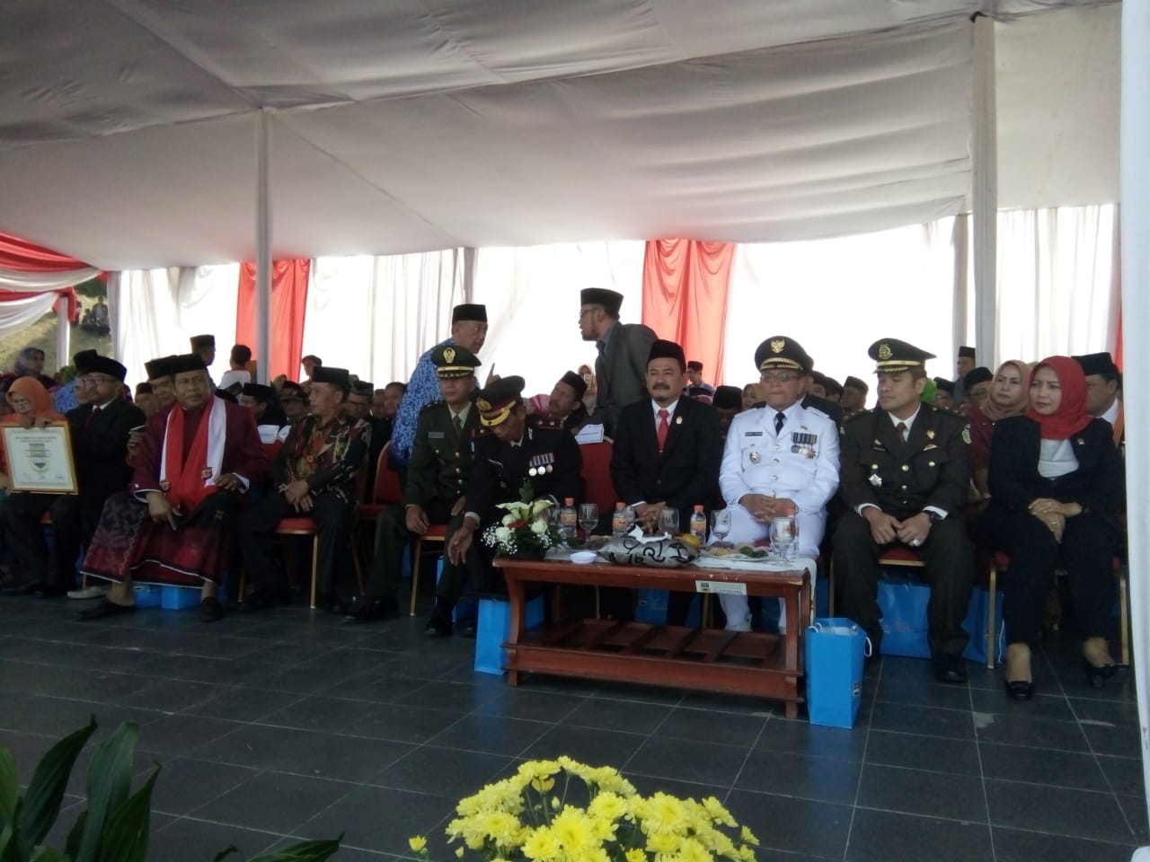 Dadang Terbata-bata Membaca Teks Sambutan HUT RI ke 73