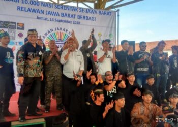 Relawan Jabar Pecahkan Record ORI, Bagikan 14.214 Nasi Bungkus