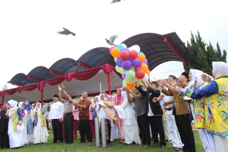 Bupati, “Jadi Pemuda Itu Jangan Cengeng”