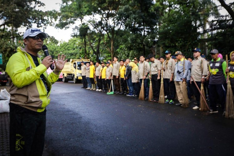 Bupati Ajak ASN Mulai Membuat Lubang Cerdas Organik