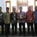 Bupati Bandung Raih Golden Award SIWO PWI