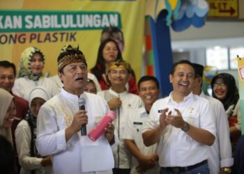 Bupati: ‘Kantong Belanja, Bawa Dari Rumah’