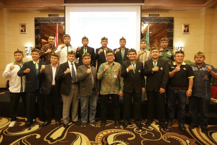 Gun Gun Dikukuhkan Jadi Ketua ASKAB PSSI Kab. Bandung