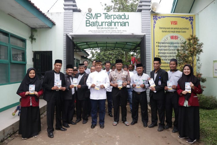 Bupati, ‘Ponpes Bisa Berdaya Secara Ekonomi’