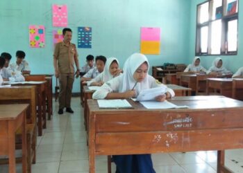 Ribuan Siswa SMP Negeri/Swasta Hari Ini Ikuti UASBN