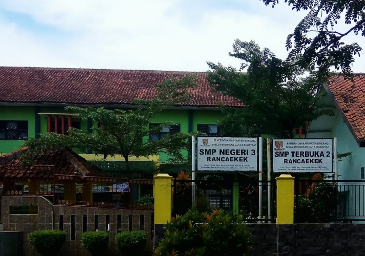 Penyelenggaraan UNBK SMPN 3 Rancaekek Berjalan Kondusif