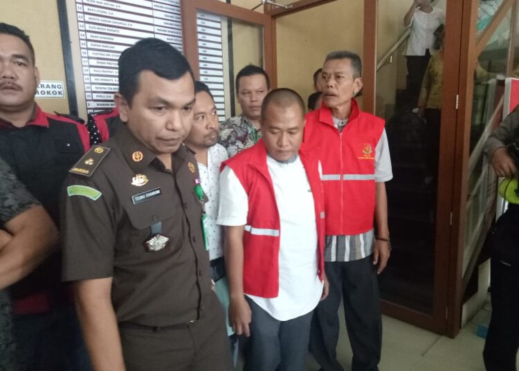 Kejaksaan Negeri Kab. Bandung Jebloskan Tiga Tersangka Korupsi BBM di Pemkab Bandung Barat