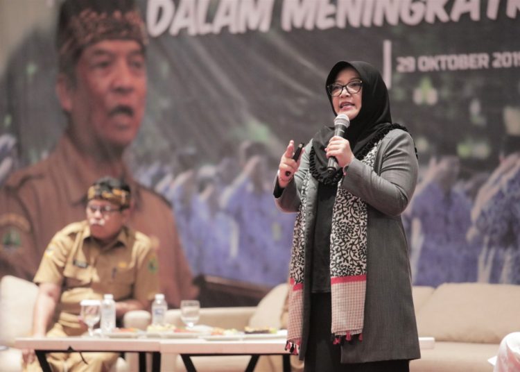 Teh Nia, ‘Apapun Alasan Perceraian, Anak Tetap Menjadi Korban’