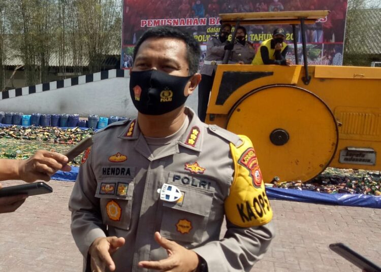 Hendra Kurniawan. : Kepolisian Siap Sukseskan dan Amankan Paslon dan KPU saat Pendaftaran Paslon Bupati/wkl.bupati Bandung