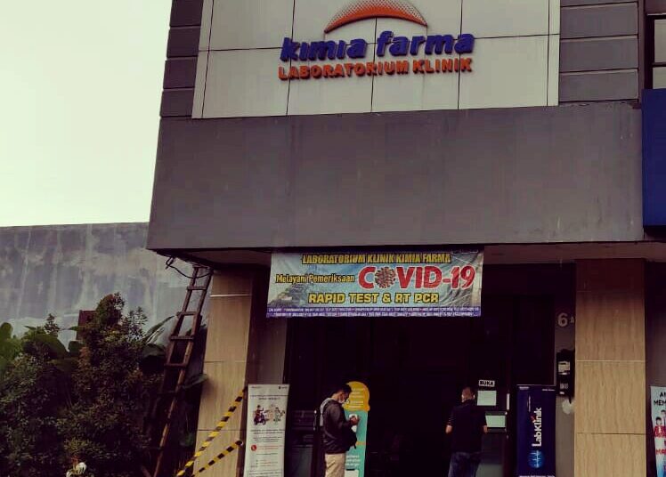 Warga Antusias Lakukan Swab Mandiri covid 19, di Labklinik Kimia Farma Soreang