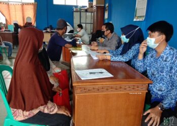 Pemerintah Desa Serang Salurkan BST Kemensos, Rp 300.000 per KK
