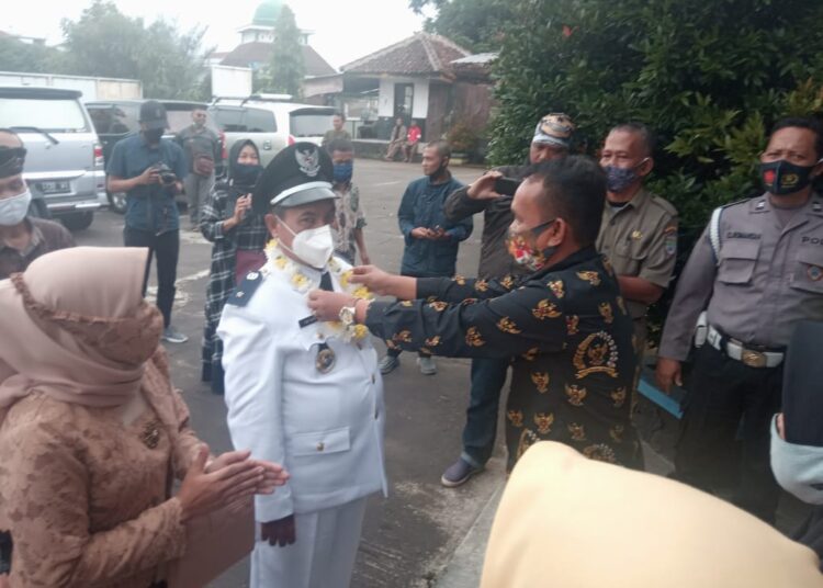 Masyarakat Desa Sukahaji Sambut Aud Sunarya