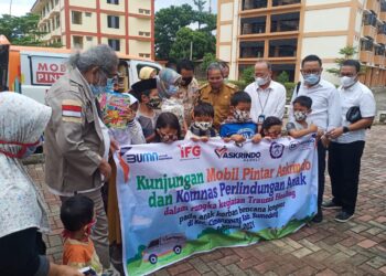 ASKRINDO Bersama Komnas PA, Tinjau Pengungsi Korban Longsor Cimanggung