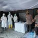 Tenaga Medis Ambil Sampel saat Test Antigen Sejumlah Awak Media
