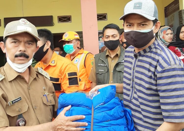 Komisi D DPRD Kab. Bandung Datangi Lokasi Bencana Cimenyan