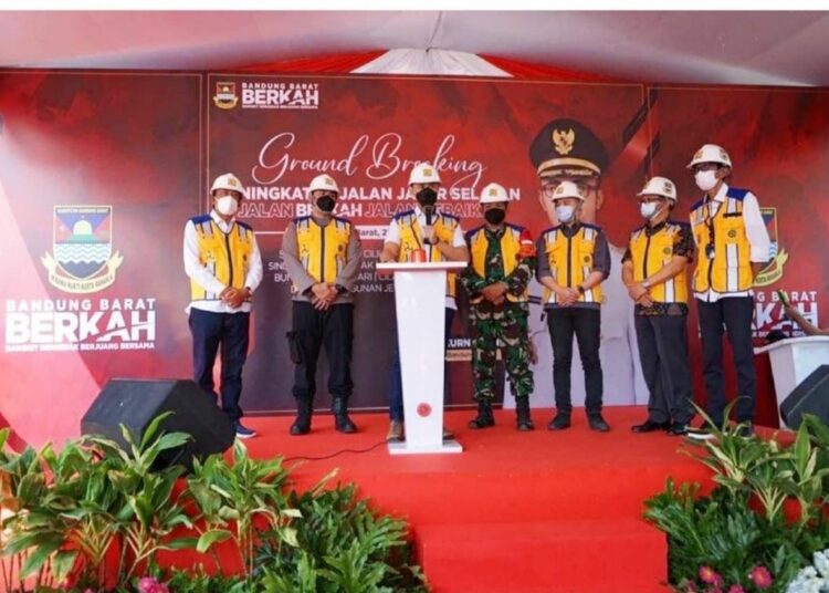Plt. Bupati Bandung Barat Resmikan Perbaikan Jalan Wilayah Selatan