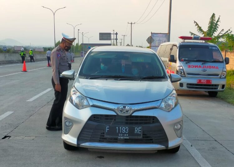 Empat Calon Wisatawan Diketahui Positip COVID-19, Diketahui Dilokasi Penyekatan Exit Tol Soroja