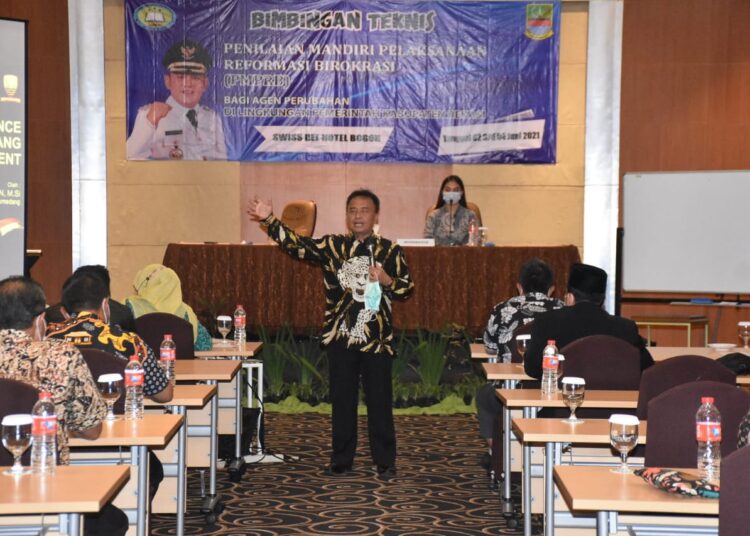 Herman Suryatman Jadi Narasumber Bimbingan Teknis PMRB