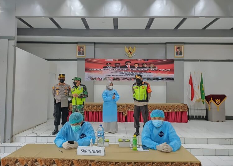 Polres Sumedang Gebyar Vaksinasi Massal Gratis Bagi Warga