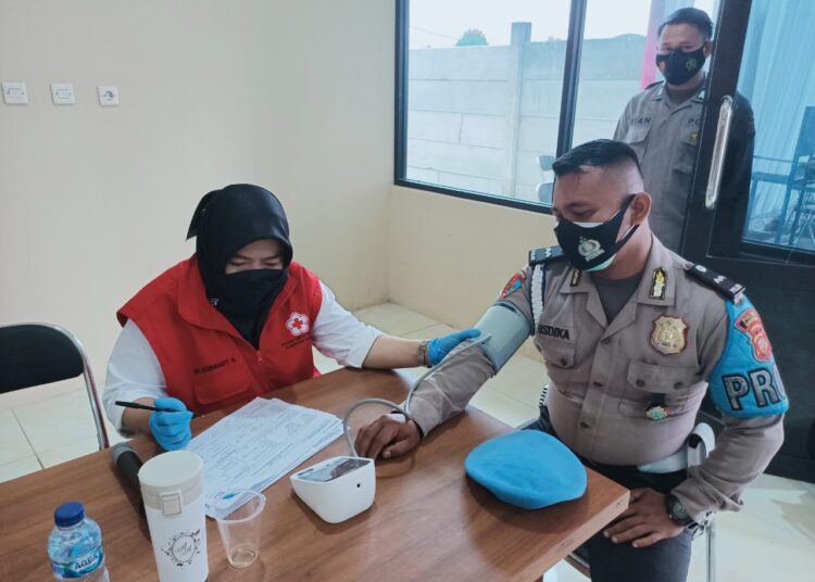Polres Sumedang Gelar Donor Darah Dalam Rangka Hari Bhayangkara ke 75