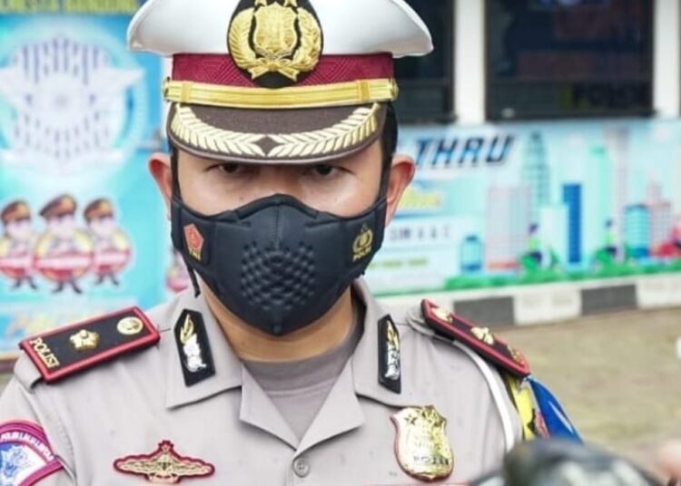 Kondisi Pandemi Covid 19 Terjadi Lonjakan, Satlantas Polresta Bandung Kembali Lakukan Penyekatan