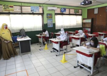 Kasus Covid-19 Melonjak, Pemerintah Diminta Tunda Sekolah Tatap Muka