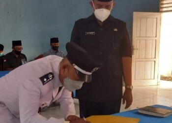 Camat Naringgul Lantik Kasi Pemerintahan Sebagai Pjs Kades Wangunjaya