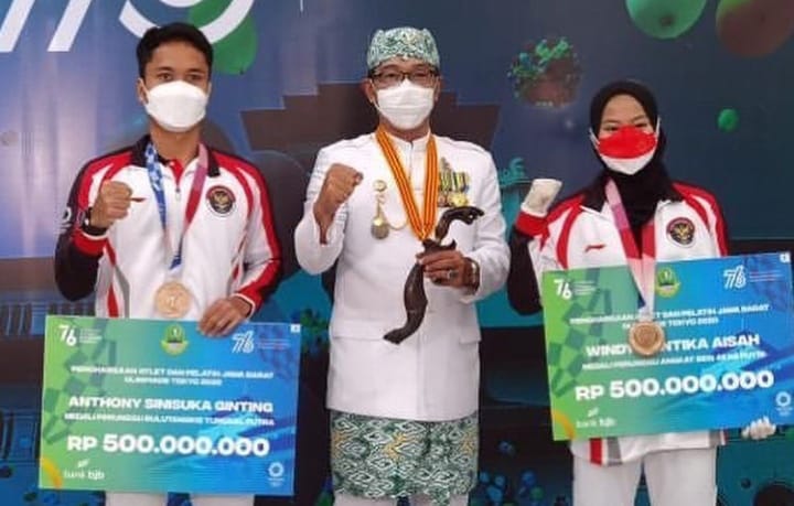 Emil Berikan Kadeudeuh Bagi Atlet Jabar Peraih Medali Olimpiade 2020