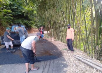 Retensi Jalan Cisarua-Pasir Awi, Dihadiri Kades, Tomas dan Babinmas Langsung