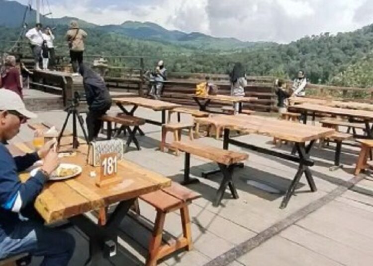 H. Endang Suherman: Glamping Likeside Masih Sepi Pengunjung