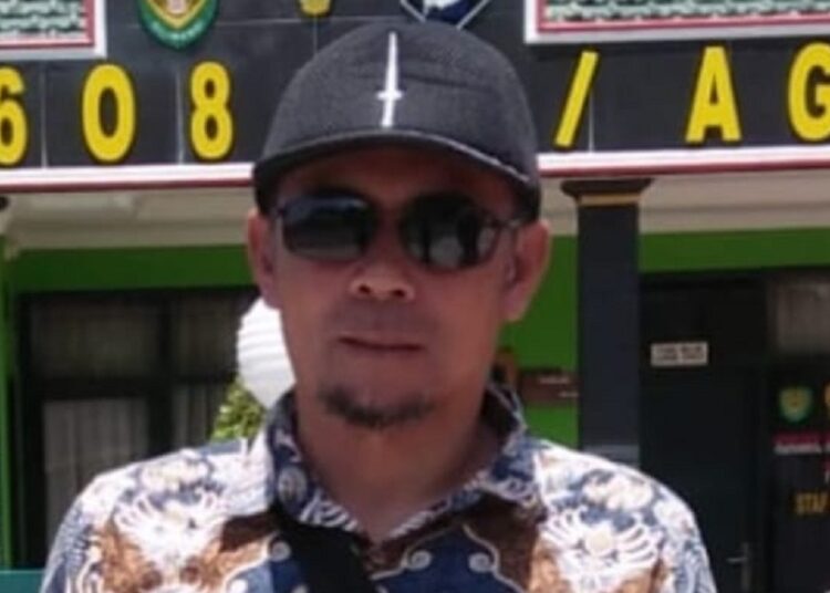 Sapaat Suwanda Mantan Konsultan Teknik Sipil,Siap Maju Di Pilkades Wangunjaya Naringgul