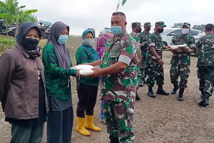 Kodim 0610/ Sumedang Launching Bios 44 Model Demplot Tanaman